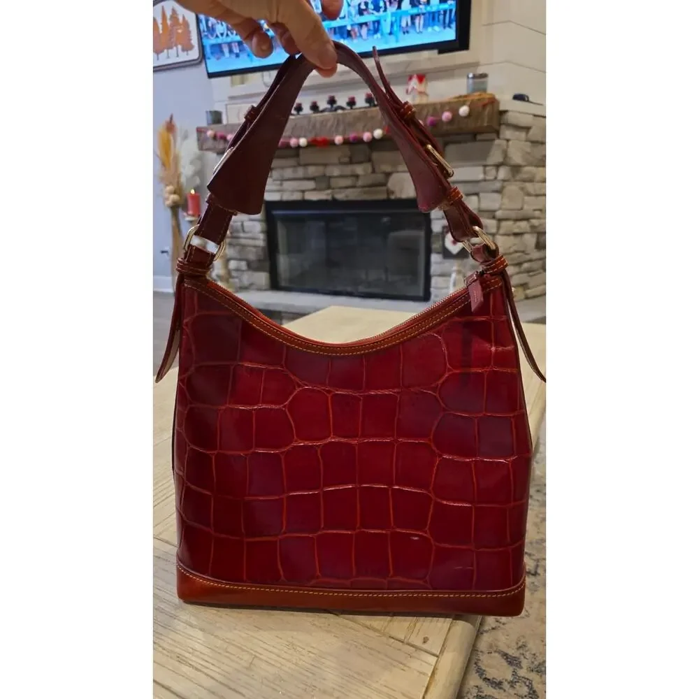 Dooney‎ & Bourke Hobo Shoulder Bag Womens Medium Red Zip Top Gold Croco Embossed